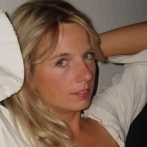 sandra789 image 0